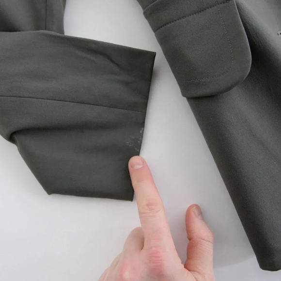 Miu Miu Olive 48% Wool Three Button Blazer Size 42 - Picture 14 of 14